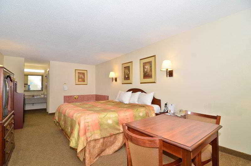 Econo Lodge Inn & Suites Fort Oglethorpe エクステリア 写真